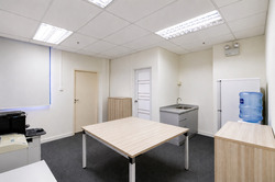 Tradehub 21 (D22), Office #612482661